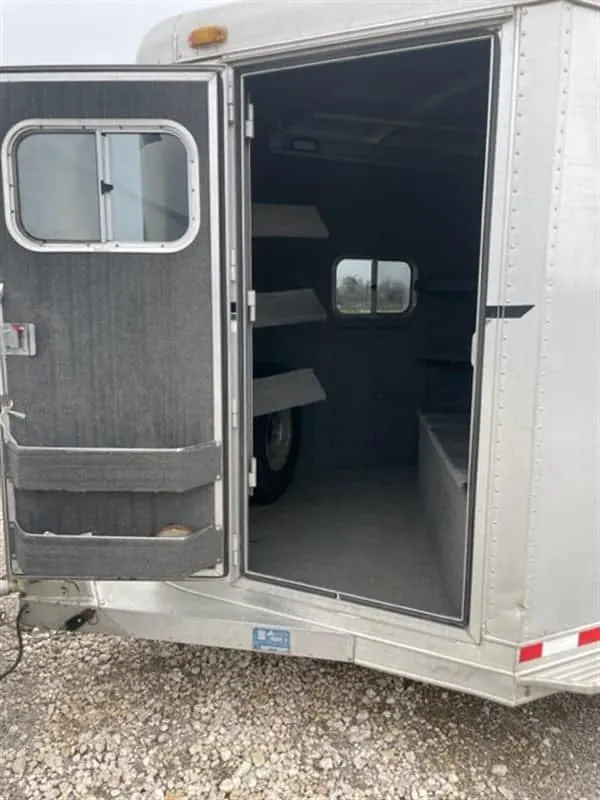 1999 Elite Custom 3 Horse Trailer