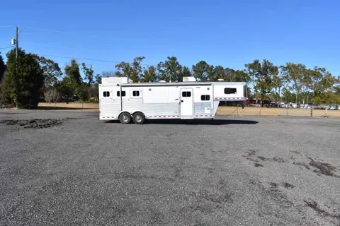 2006 Exiss 7407LQ 4 Horse Trailer
