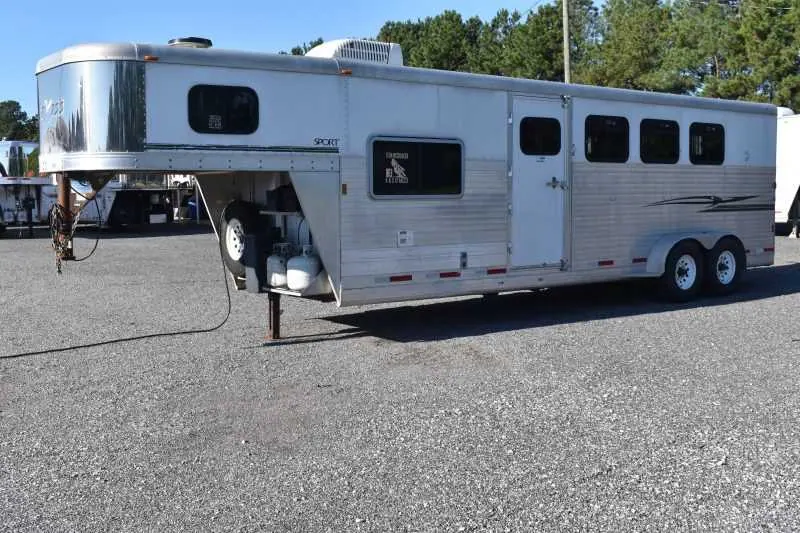 2006 Exiss 7407LQ 4 Horse Trailer with 7' Short Wall