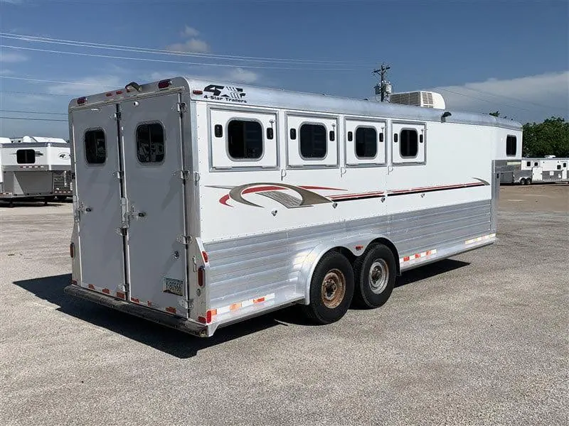 2007 4-Star 4 Horse Slant Gooseneck