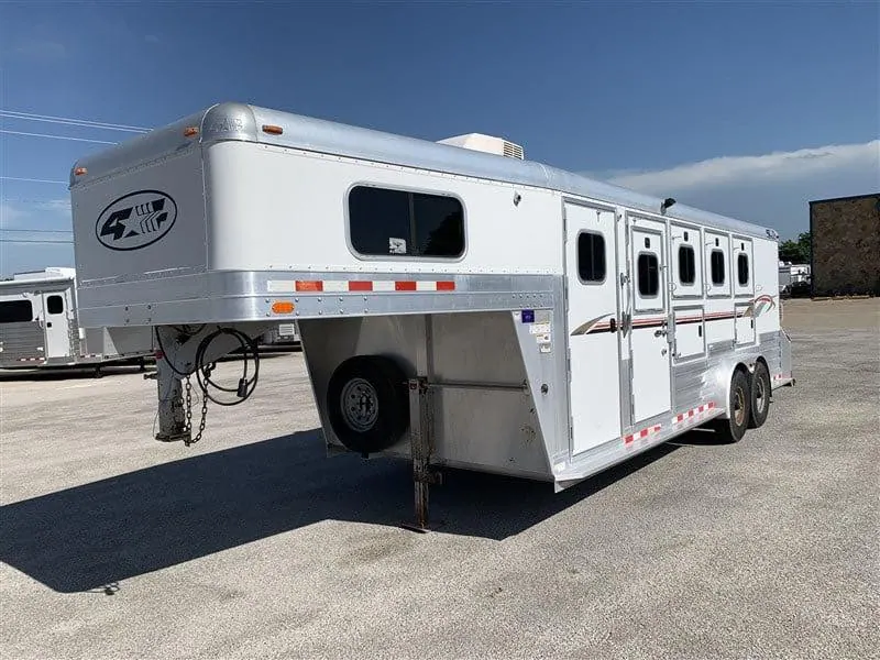 2007 4-Star 4 Horse Slant Gooseneck