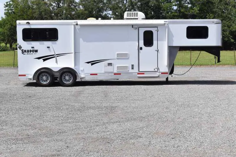 2014 Shadow 7208GLQ 2 Horse Trailer with 8' Short Wall