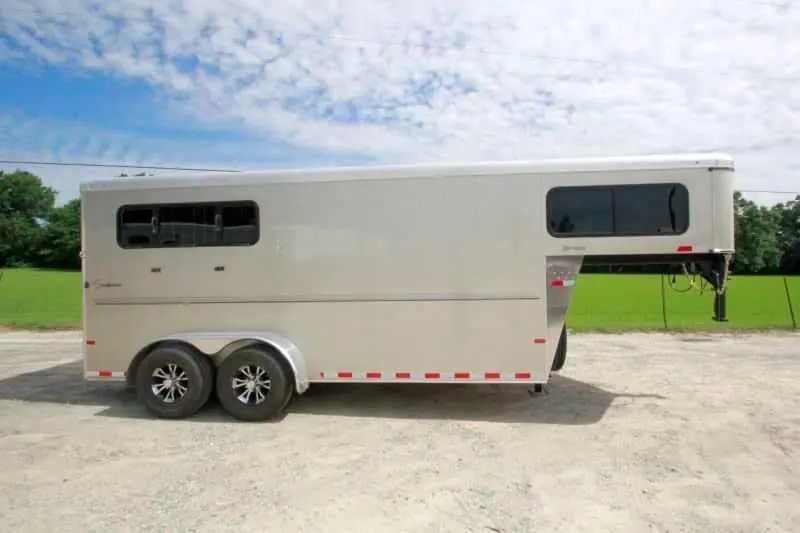 2016 Sundowner 3 Horse Gooseneck