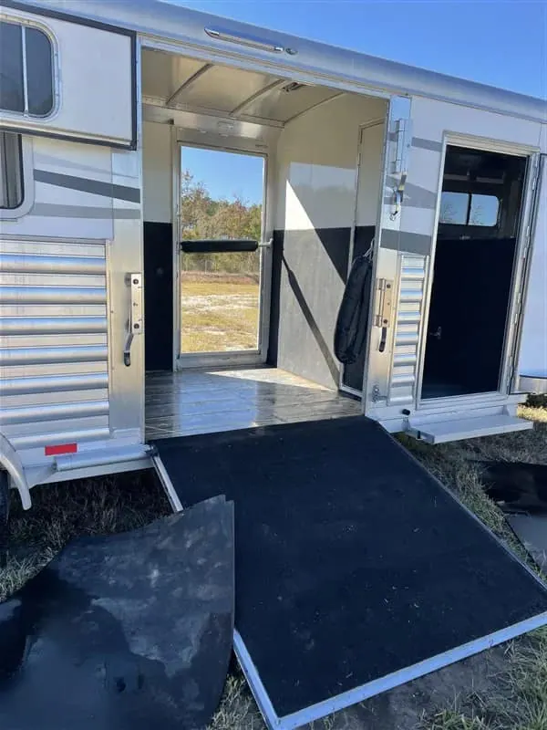 2019 4 Star 2+1 Gooneck Horse Trailer