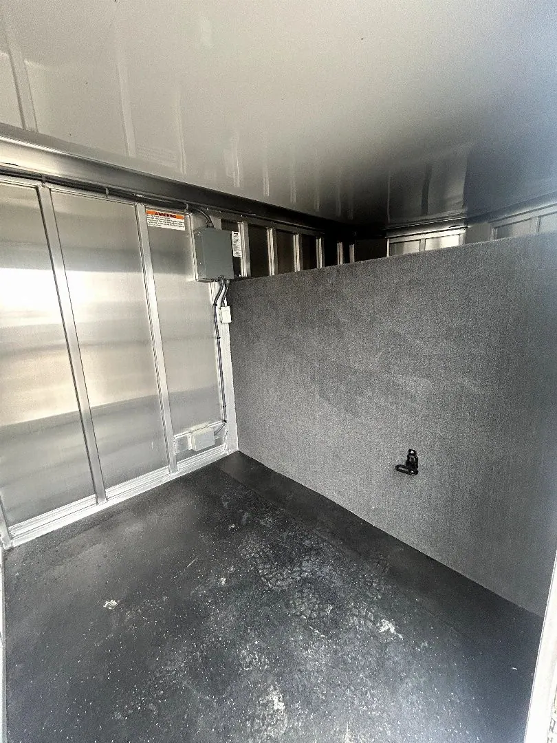 2026 Shadow 10 Pen Supreme Gooseneck Stock Combo Trailer