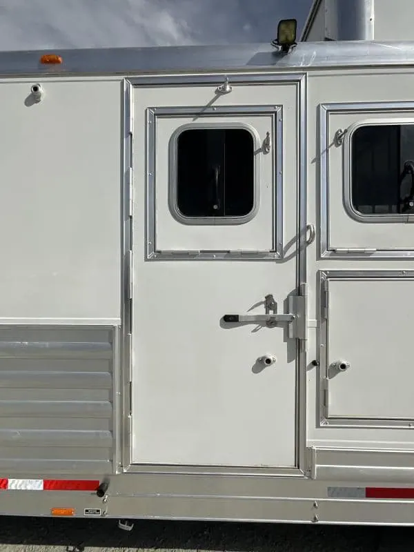 2008 4-Star Trailer 4 horse 12ft Outlaw LQ