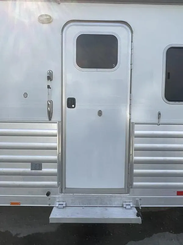 2008 4-Star Trailer 4 horse 12ft Outlaw LQ