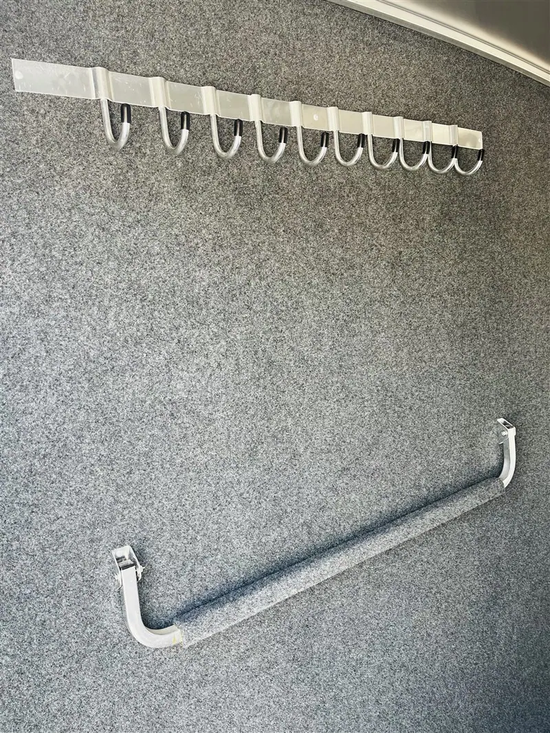 2015 4 Star 2 Horse Slant Load Bumper Pull