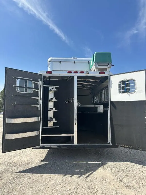 2007 4 Star 4 Horse 14' Outlaw LQ Slide Out