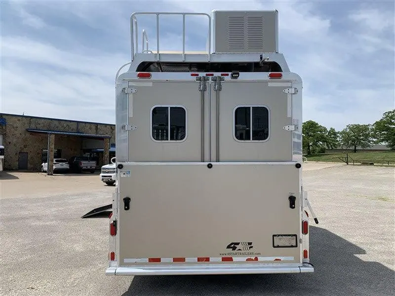 2014 4-Star 4 Horse Slant Living Quarters Outlaw Conversions
