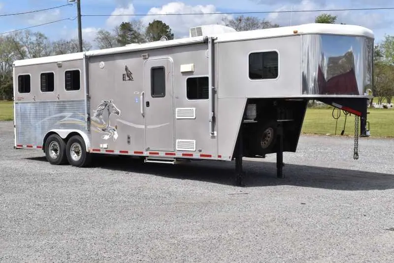 2007 American Spirit 8308LQ 3 Horse Trailer with 8' Short Wall