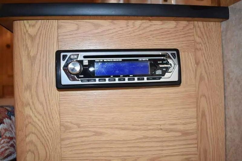 2007 American Spirit 8308LQ 3 Horse Trailer with 8' Short Wall