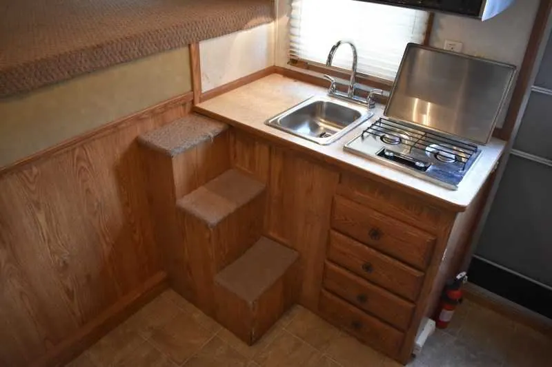 2007 American Spirit 8410GLQ 4 Horse Trailer with 10' Short Wall
