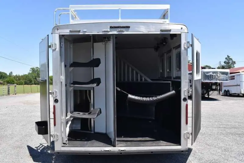 2020 Bison Laredo 3 Horse Trailer with 11' Short Wall