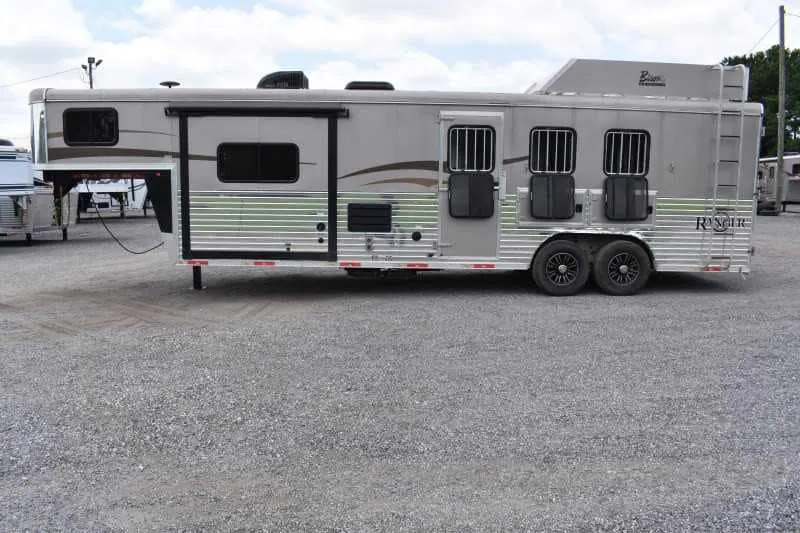 2015 Bison Ranger 3LQ Horse Trailer with 10' Short Wall