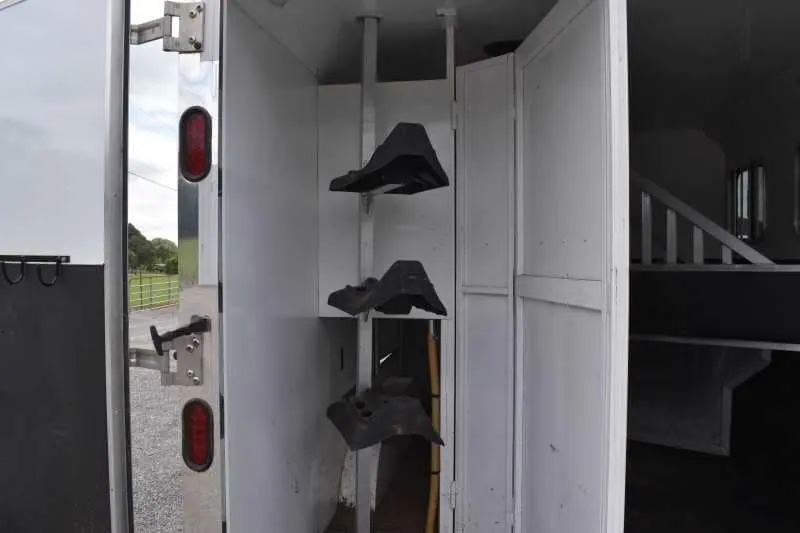 2015 Bison Ranger 3LQ Horse Trailer with 10' Short Wall