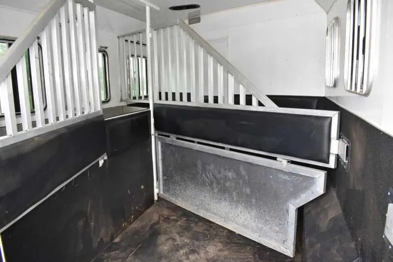 2015 Bison Ranger 3LQ Horse Trailer with 10' Short Wall