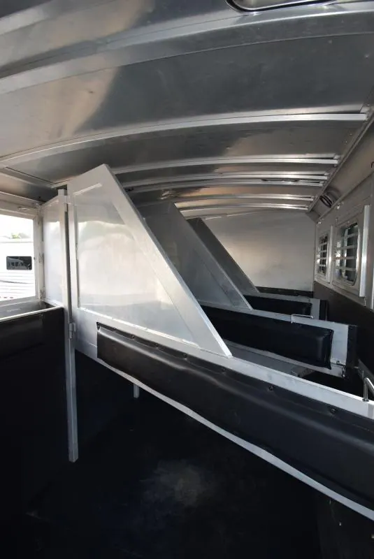 2008 C and C Trailers 4 Horse Bumper Horse Trailer