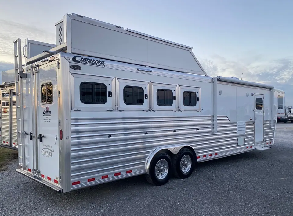2024 Cimarron Trailers 8412 Outback Customs 4 Horse LQ