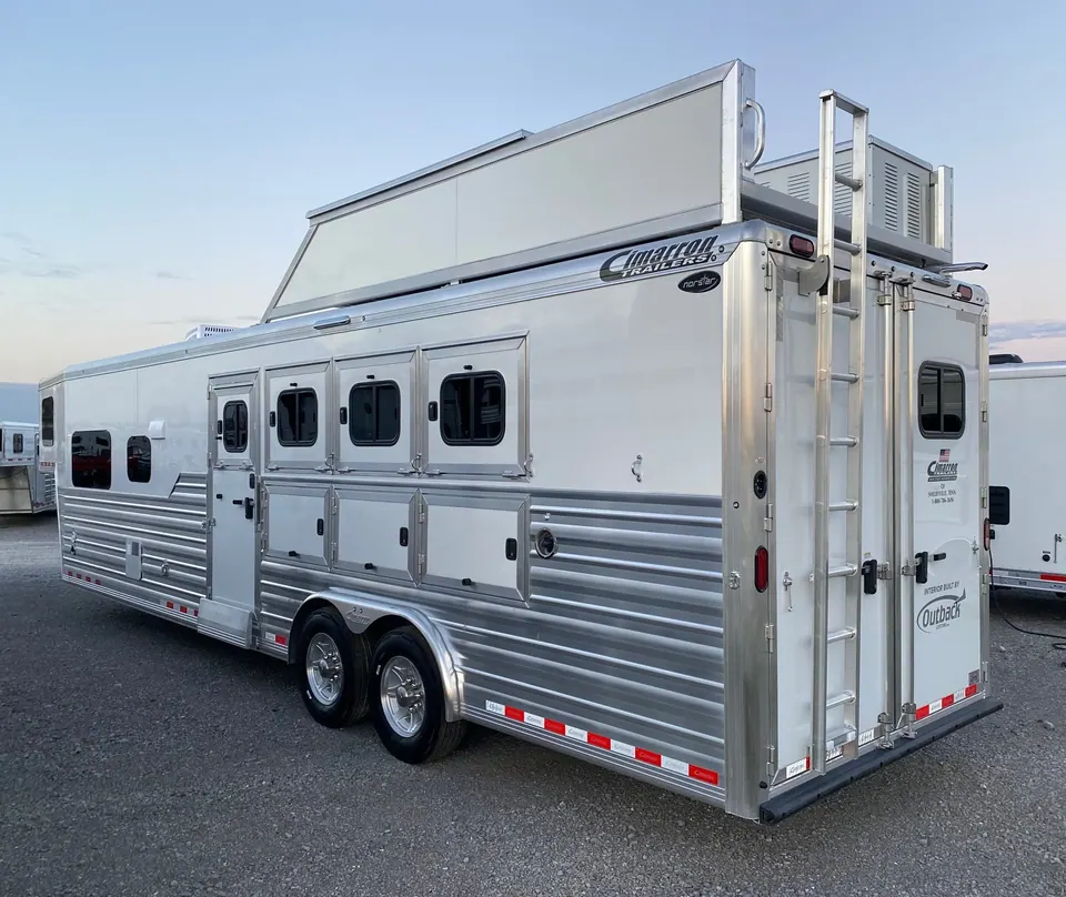 2024 Cimarron Trailers 8412 Outback Customs 4 Horse LQ