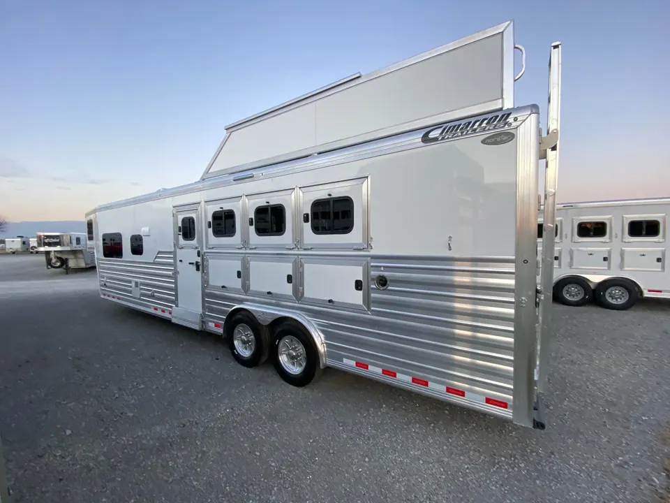 2024 Cimarron Trailers 8412 Outback Customs 4 Horse LQ
