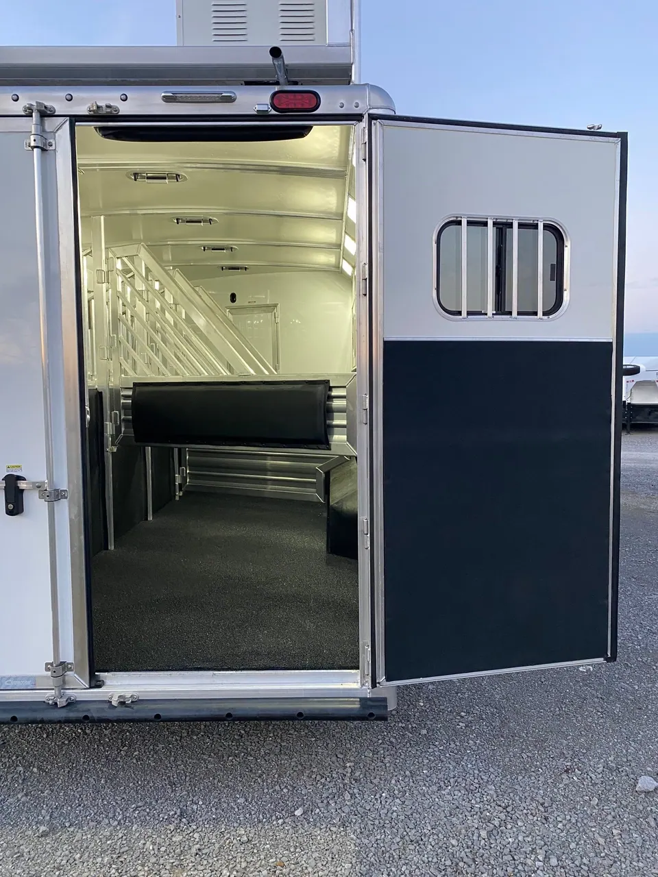 2024 Cimarron Trailers 8412 Outback Customs 4 Horse LQ