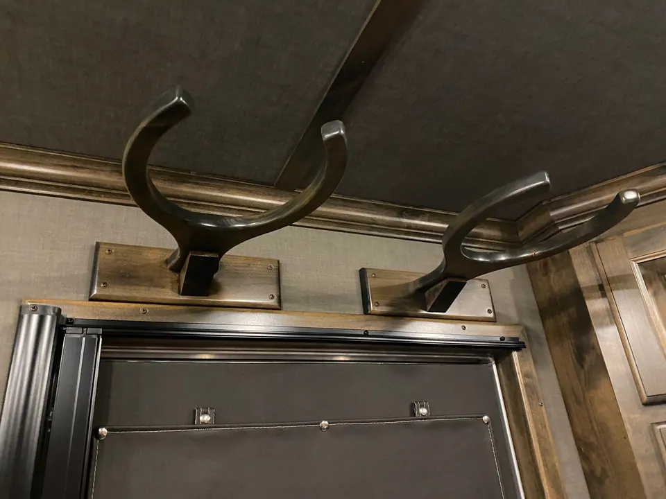 2024 Cimarron Trailers 8412 Outback Customs 4 Horse LQ