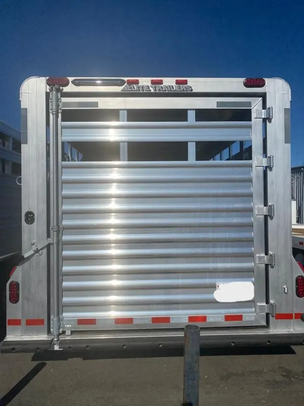 2021 Elite Trailers Slant Load 5 Horse Slant Load