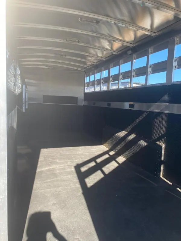 2021 Elite Trailers Slant Load 5 Horse Slant Load