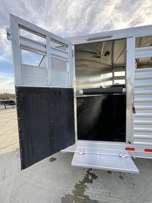 NEW 2024 Elite Trailers 5 Horse Stock Combo BP Horse Trailer