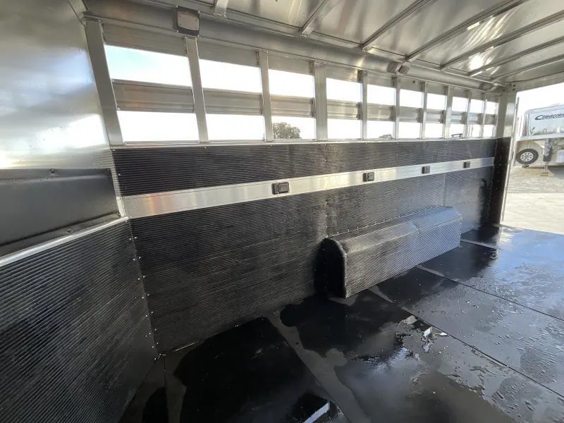 NEW 2024 Elite Trailers 5 Horse Stock Combo BP Horse Trailer