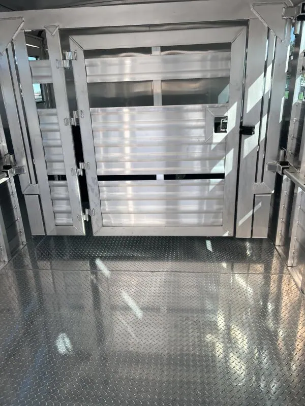 2025 Elite Trailers 8'x28' Show Cattle Stock Combo Trailer
