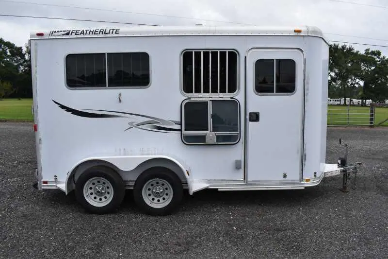 2003 Featherlite 2HST 2 Horse Trailer