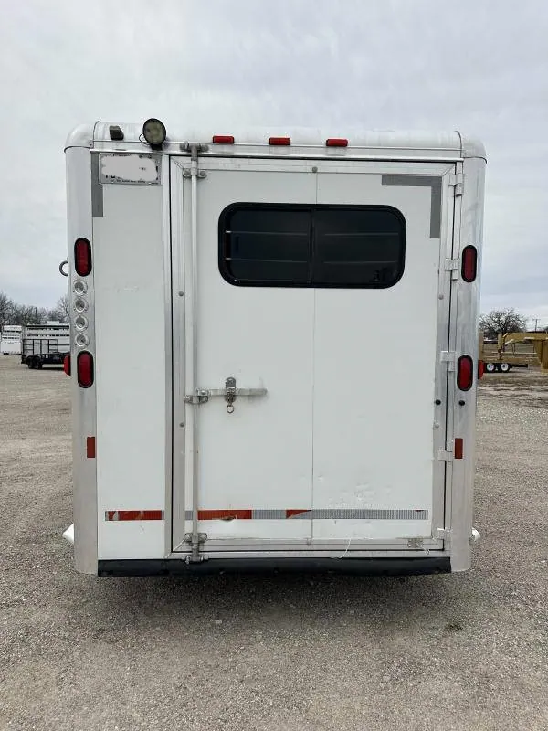 2004 Hart Trailers 3H GN Weekender Horse Trailer
