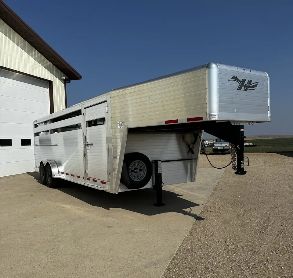 New 2024 Hillsboro 24' Livestock Trailer