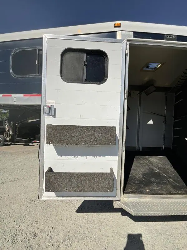 2005 Jamco 4 Horse Gooseneck Trailer