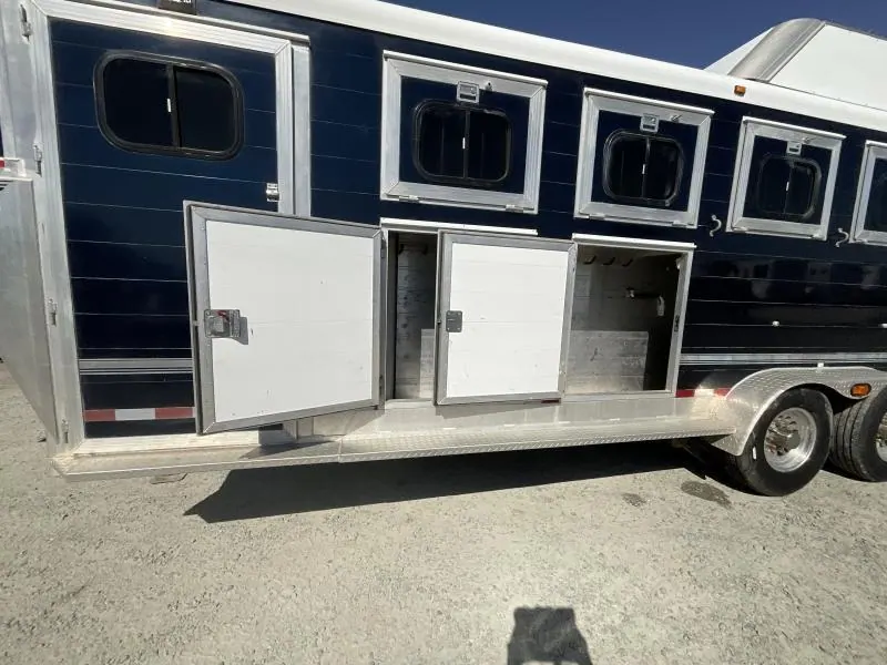 2005 Jamco 4 Horse Gooseneck Trailer