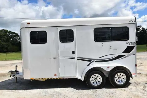 2002 Kiefer Built 2 Horse Bumper Pull