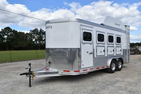 2018 Lakota 84HBPSL 4 Horse Trailer with 2' Short Wall