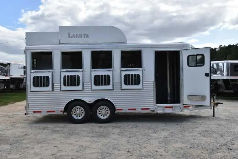 2018 Lakota 84HBPSL 4 Horse Trailer