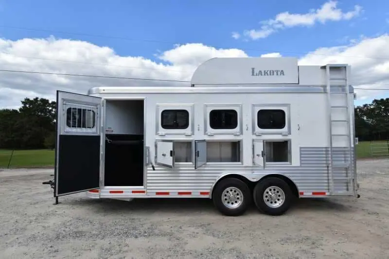 2018 Lakota 84HBPSL 4 Horse Trailer