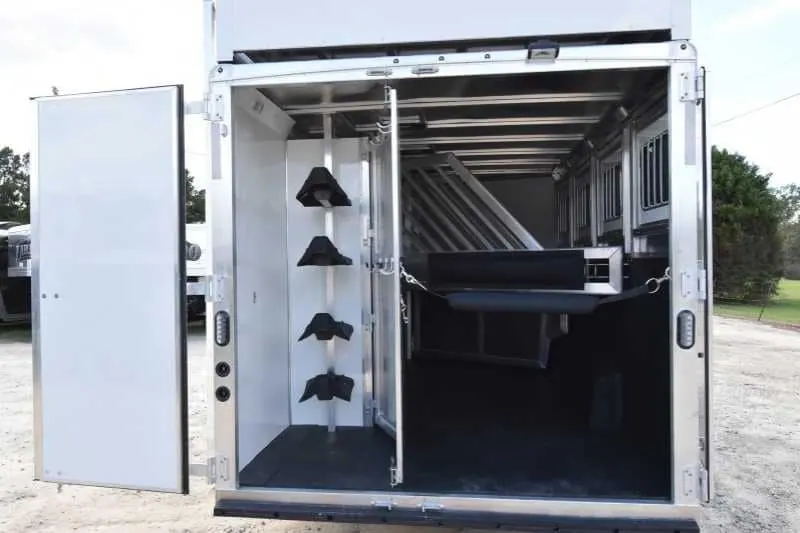2018 Lakota 84HBPSL 4 Horse Trailer