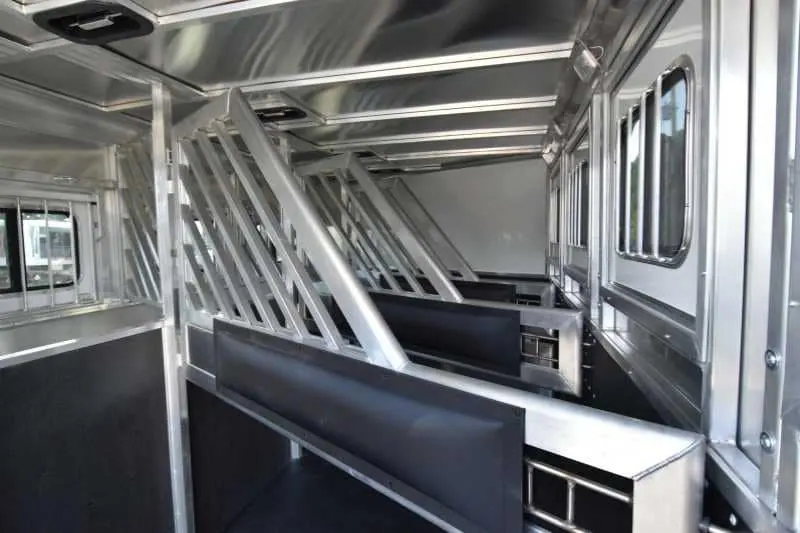2018 Lakota 84HBPSL 4 Horse Trailer