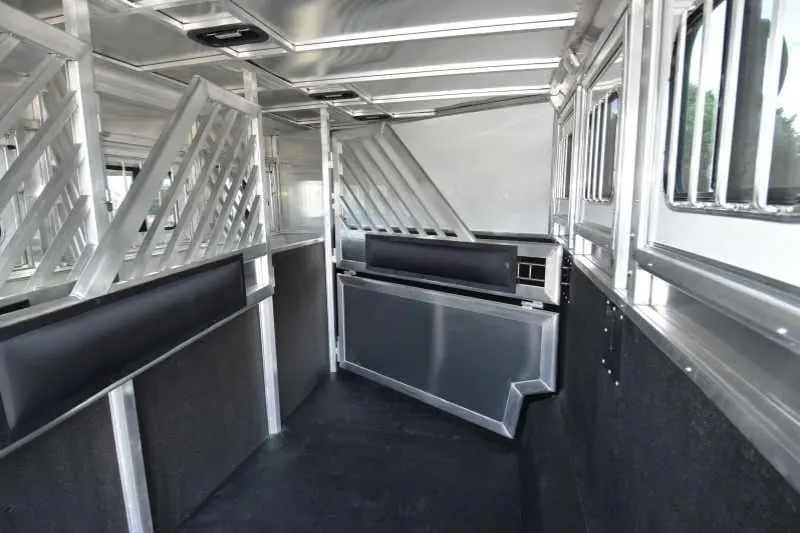 2018 Lakota 84HBPSL 4 Horse Trailer