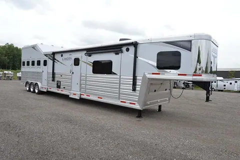 2024 Lakota Big Horn 8417 Double Slide 4 Horse Trailer