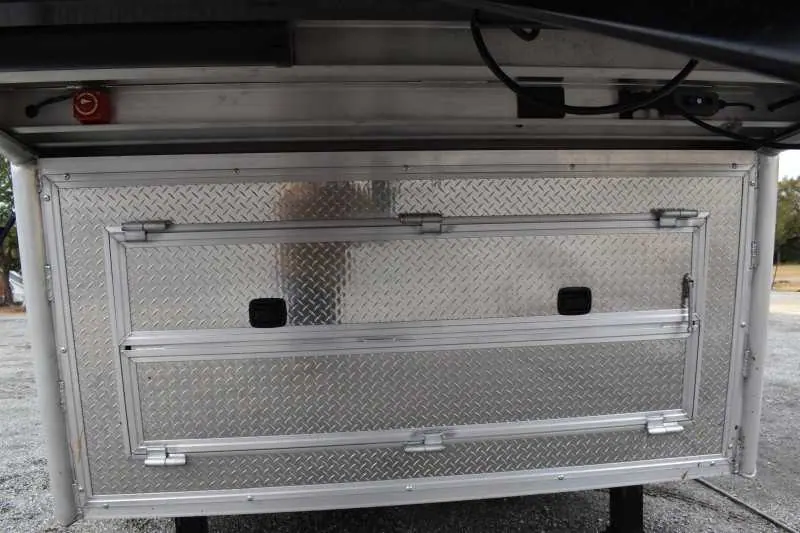 2021 Lakota Bighorn 8418GLQUG 4 Horse Trailer