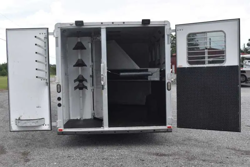 2013 Lakota Charger 8411LQ 4 Horse Trailer with 13' Short Wall
