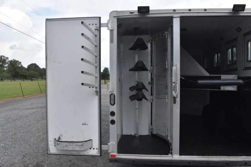2013 Lakota Charger 8411LQ 4 Horse Trailer with 13' Short Wall