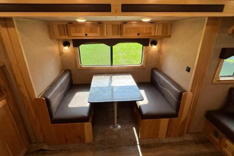 2024 Lakota Charger 8411RKGLQ 4 Horse Trailer with 11' Short Wall