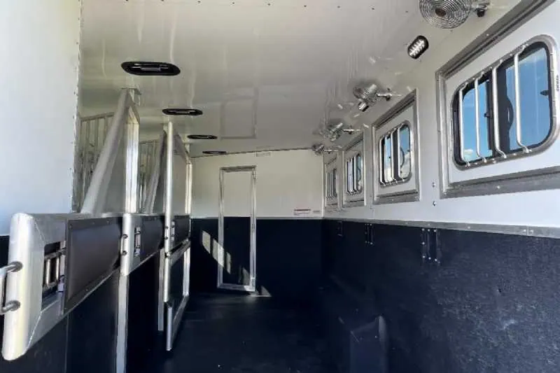 2024 Lakota Charger 8411RKGLQ 4 Horse Trailer with 11' Short Wall